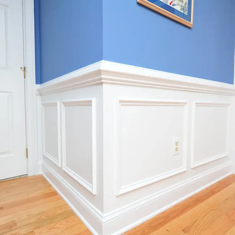 Picture Frame Wainscoting With Bold Chair Rail – Interior Trim & Molding by Good Oak Custom Carpentry, Southeast Wisconsin